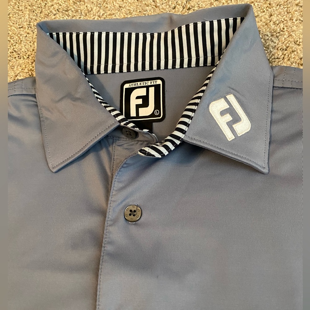 NWOT Mens FootJoy Golf Polo - Large